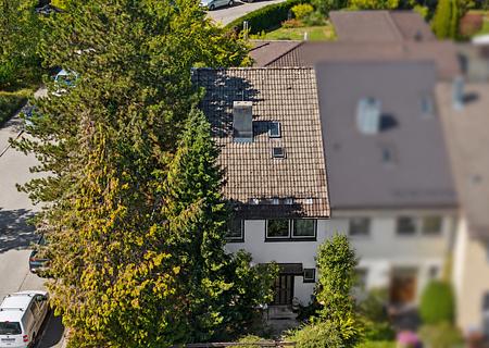 Reiheneckhaus unter Bodenwert auf Süd- & Westgrundstück