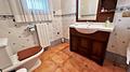 Großzügige Villa mit 5 Schlafzimmern, 3 Bädern, Indoor-Pool, Garage und Sauna
