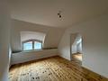 3‑Zimmer‑Wohlfühlwohnung – frisch saniert. Attraktive Kapitalanlage, Option auf spätere Eigennutzung - Wohnzimmer