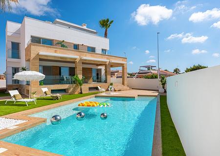 Schöne Villa mit Pool möbeliert - Catherine 4_Villa Catherine BAJA RESOLUCION