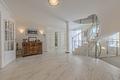 Spektakuläres u. luxuriöses Anwesen mit Pool & Wellnessbereich auf Parkgrundstück Nahe München - Entree 