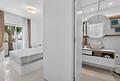 Moderne Wohnung mit eigenem Garten und direktem Zugang zum Pool