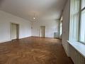 Historische Belle-Époque-Wohnung im Steffy-Hof in Meran - Lichtdurchflutet