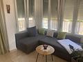 Villa mit 3 Schlafzimmern, 1 Badezimmer, Dachterrasse und Carport in ruhiger Lage