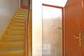 Großes 1-2 Familienhaus mit großem Grundstück in Loxstedt-Hahnenknoop - Treppe-zum-DG-und-Tür-zum-EG