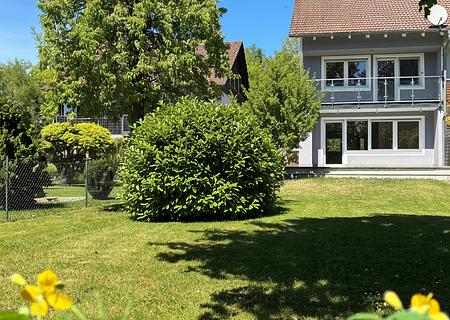 Modernisierte Doppelhaushälfte mit alteingewachsenem Traumgarten - Ansicht Garten