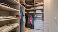 Moderne Luxuswohnung mit exklusiver Boutique-Atmosphäre und Gemeinschaftspool