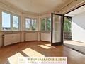 Lichtdurchfluteter Wohntraum mit 4-Zimmer-Option in parkähnlicher Umgebung in Oberschleißheim - Erker mit Loggia