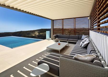 Villa mit 3 Schlafzimmer und Pool auf 1344 qm Grundstück - Electra-pool