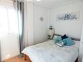 Villa mit 4 Schlafzimmern, 3 Bädern, Dachterrasse, Privatpool und schönem Ausblick