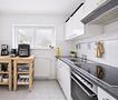 ZUR KAPITALANLAGE: Charmante Maisonette-Galerie-Wohnung mit Balkon in Taufkirchen - Küche