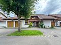 Attraktives Einfamilienhaus mit großem Potential
- Mit Einliegerwohnung
- Zum Eigennutz - Außenansicht