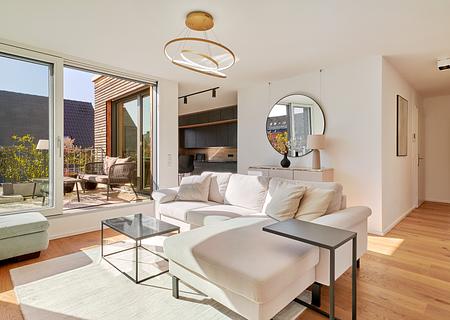 In Laufnähe zur Würm: Neuwertige 3,5-Zimmerwohnung mit Penthouse-Flair und Dachterrasse - Penthouse-Flair nahe der Würm