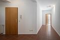 Ruhe, Natur und Möglichkeiten: Große Dachgeschosswohnung mit großem Balkon in Schleching - Großzügiger Flur mit Platz für Stauraum