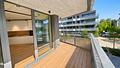 Designstarke Wohnung mit großem Balkon und maßgefertigter Einbauküche - Großer überdachter Balkon