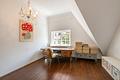 Historisches Villen-Flair und flexible Optionen - Eines der weiteren Zimmer im DG