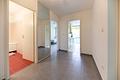 Befristet auf 1 Jahr! - Frisch renovierte, möblierte 2-Zimmer-Wohnung mit Balkon und Schwimmbad - Diele