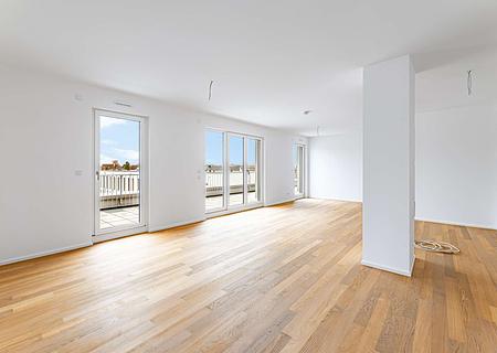HEGERICH: Penthouse-Feeling inklusive: Großzügige 4 Zimmer mit großer Dachterrasse - Großzügiger Wohnbereich