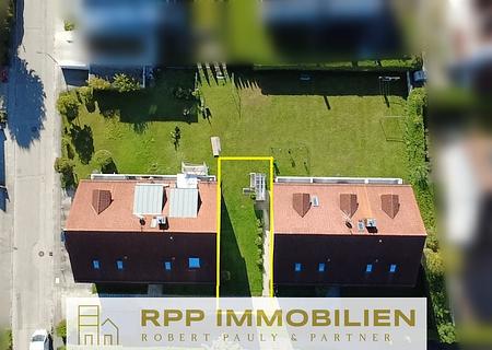 Baugrundstück mit Baugenehmigung für 6 Wohnungen - 325 qm Wfl. - in Eching - Drohnenansicht Grundstück 