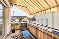 3 Zimmer + Südbalkon + Garage + weitere Extras: 
Hier stimmt das Gesamtpaket! - Balkon mit Markise