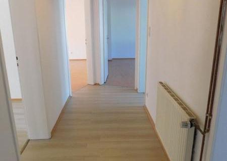 4-Zimmer-Eigentumswohnung 84m² mit Balkon & Fernblick – sofort bezugsfrei in Idar-Oberstein - SB1 Diele- Flur