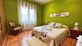 Großzügige Villa mit 5 Schlafzimmern, 3 Bädern, Indoor-Pool, Garage und Sauna