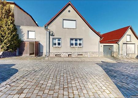 PROVISIONSFREI: Viel Raum unter einem Dach – 8-Zimmer-Haus in Klostermansfeld - Außenansicht