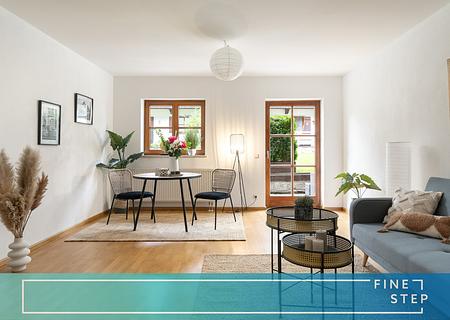 *DIREKT VERLIEBT* Großzügige renovierte 2-Zimmer Wohnung in absolut ruhiger Wohngegend - FINESTEP Immobilien GmbH