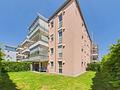 Dachau-Süd:
Sonnige 4-Zimmer-Erdgeschosswohnung mit großem Garten und zwei TG-Stellplätzen - Terrasse / Garten