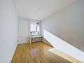 verfügbar ab 01.08.2026  - schöne 3 Zimmer Wohnung mit 2 Balkonen und  Alpenblick  I EBK I TG I - Schlafzimmer 2