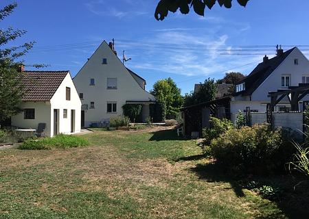 Ausgedehntes Grundstück in Augsburg-Lechhausen mit Altbestand und vielen Optionen - IMG_4524