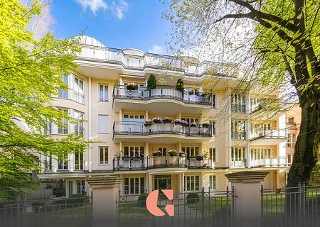 Rarität: Maria-Theresia-Straße - Luxuriöses Wohnen in erster Isar-Reihe - Außenansicht