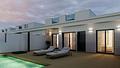 Reihenhaus-Villen mit 3 Schlafzimmern, 2 Bädern, Dachterrasse, Privatpool und Kfz-Stellplatz