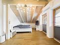 RESERVIERT:
Attraktive Doppelhaushälfte in Greiling
- Ruhige, sonnige Ortsrandlage
- Panoramablick - Master-Schlafzimmer im Dachgeschoss
