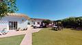 Villa mit Gästehaus, Privatpool und wunderschönem Ausblick