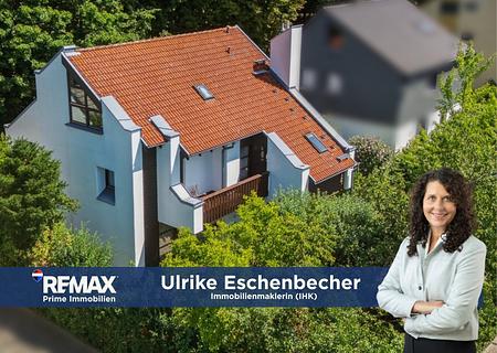 Stadtnah und direkt am Park! Familienheim mit spannender Architektur, 7 Zimmern und Garten - Schönes Wohnen in Regensburg