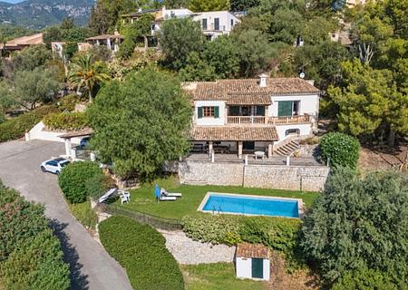 Finca mit traumhaften Blick über die Bucht von Palma