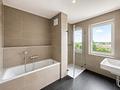 Attraktive 4-Zimmer-Wohnung im KfW-55-Effizienzhaus - Badezimmer