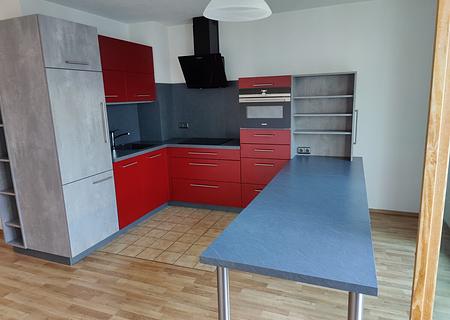 Wunderschöne 2-Zimmer-Wohnung in nördlicher Burgau - Einbauküche