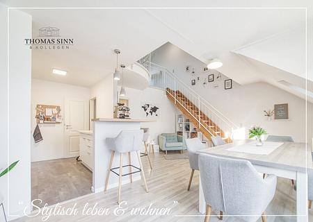"Schöner wohnen" in dieser lichtdurchfluteten 2,5/3 Zimmer DG-Maisonettewohnung in ruhiger Wohnlage!