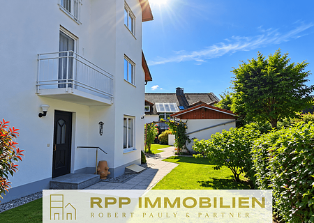 Stilvolles Reiheneckhaus mit viel Platz in ruhiger Lage - Hausansicht