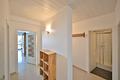 Geschmackvoll möblierte 3-Zimmer-Wohnung mit Garage und Balkon - traumhafter Ausblick inklusive - Flur