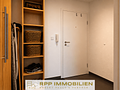 Solides Investment oder zum Selbstbezug - Saniertes Apartment in guter Lage - Flur