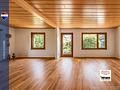 Krokusse im Garten, Hightech im Keller: Ihr neues Zuhause mit Seele. - KI-basierte Visualisierung. Möbel wurden digital entfernt und Bodenflächen teilweise ergänzt. Die Darstellung dient ausschließlich der besseren Veranschaulichung. Der tatsächliche Zustand der Immobilie kann hiervon abweichen.