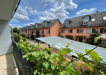 Top-City-Appartement:
Gepflegte Anlage mit großem Südbalkon
- Eigennutz oder Neuvermietung - Aussicht