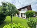 Attraktives Einfamilienhaus mit großem Potential
- Mit Einliegerwohnung
- Zum Eigennutz - Gartenansicht