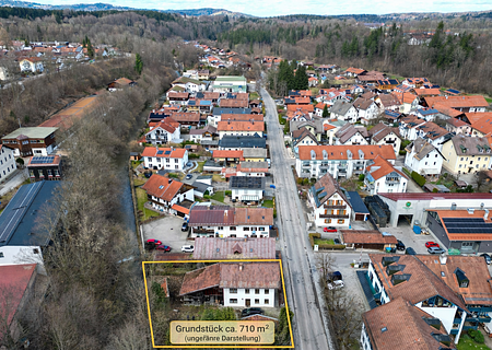Grundstück mit Altbestand in zentraler Lage von Miesbach – Abriss oder Kernsanierung - Drohne Nordausrichtung