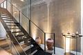 Verstecktes Juwel im Herzen der Maxvorstadt: Modernes Townhouse in ruhiger Hoflage - Metall, Glas und Sichtbeton