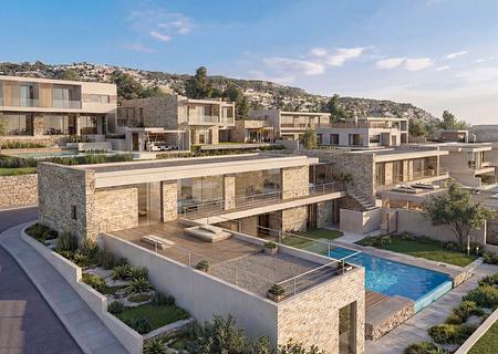 Villa mit 6 Schafzimmern - 
mit Pool und Meerblick - hp.jpg