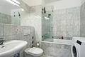 ++ Boutique Living in Bestlage – Stilvolle 2-Zimmer-Residenz in Sachsenhausen ++ - Badezimmer - Ansicht 1